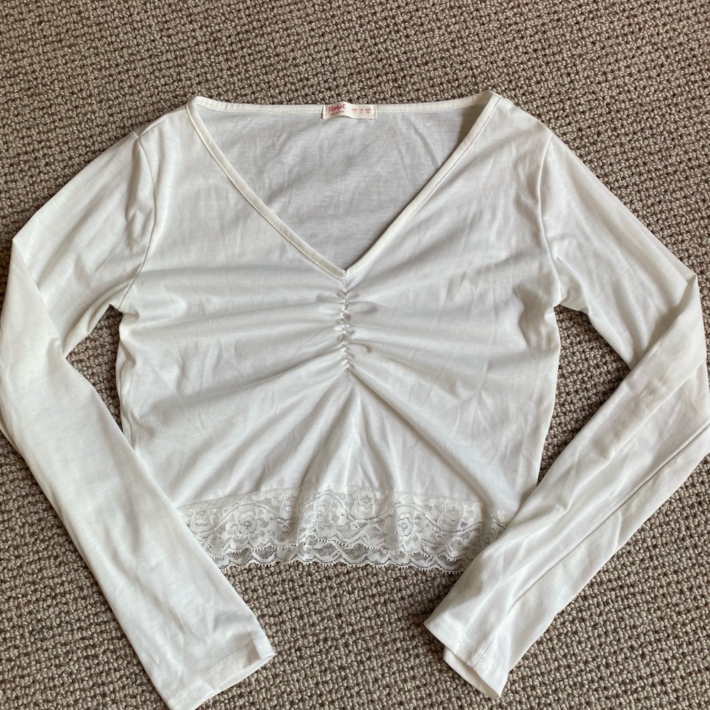 White cinched lace long sleeve
